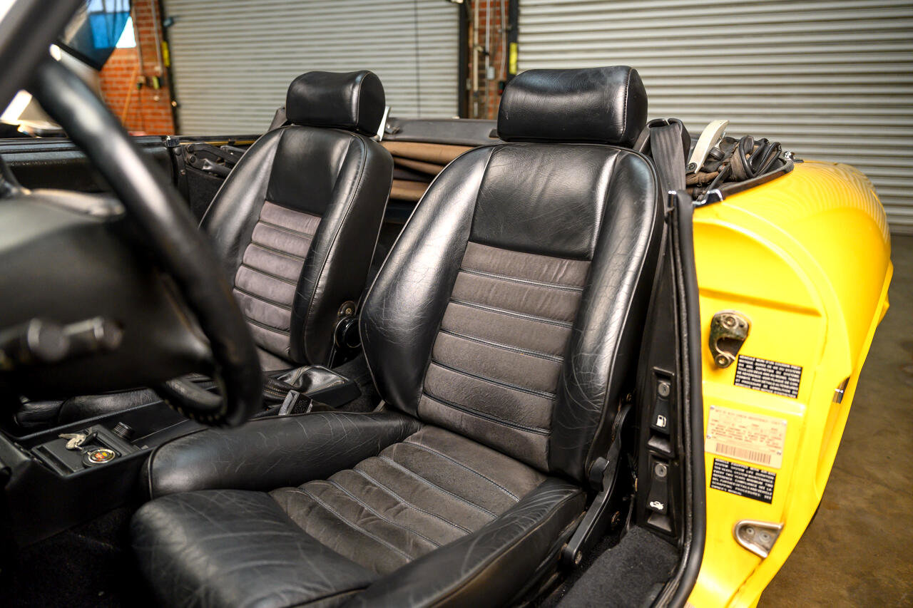 Used 1992 Alfa Romeo Spider Veloce image 32