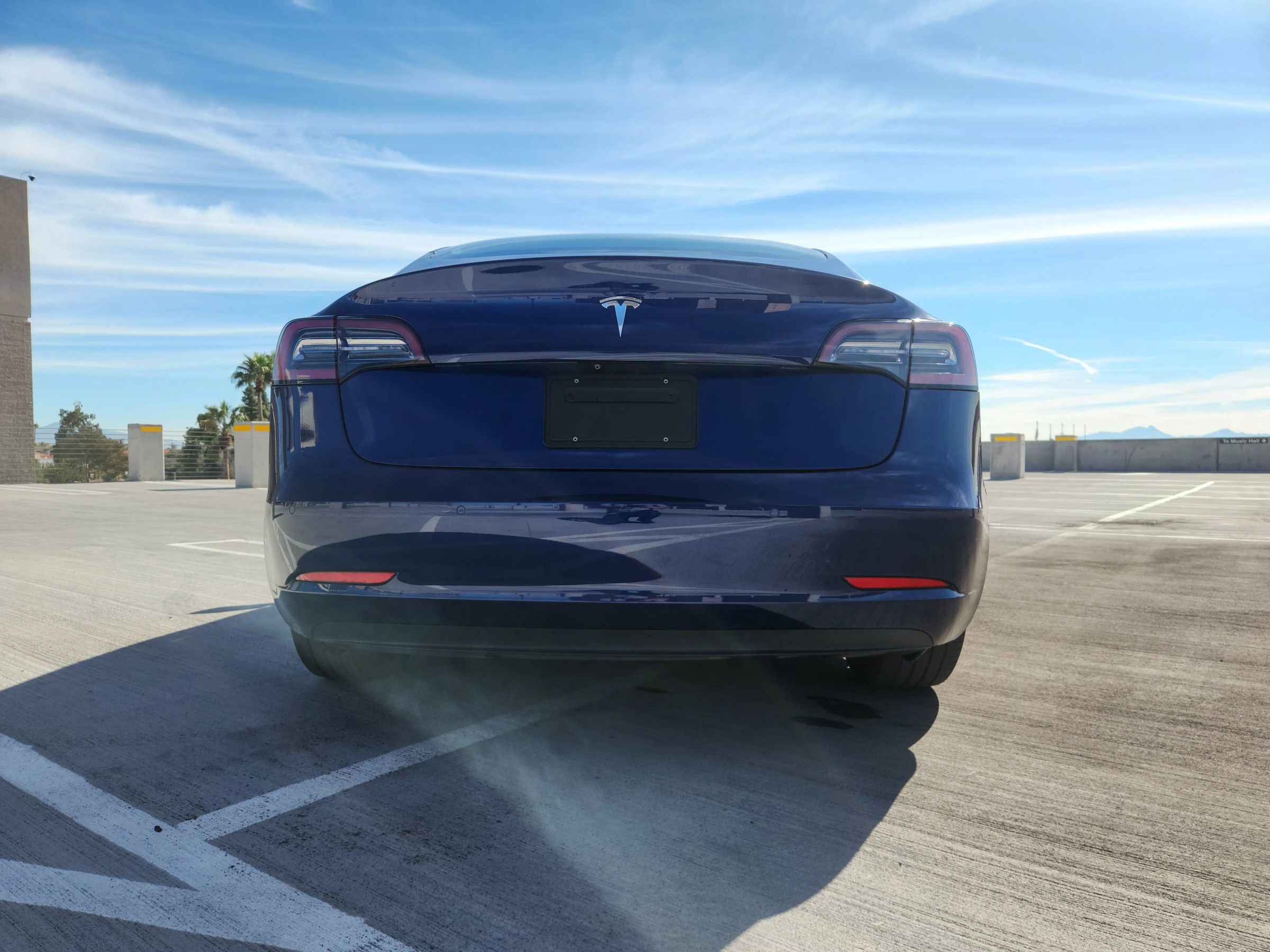 Used 2018 Tesla Model 3 Mid Range image 8
