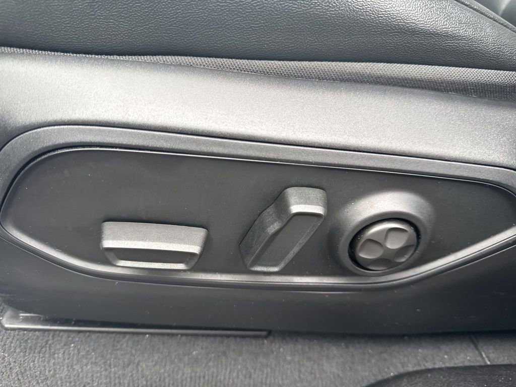 Used 2023 Jeep Grand Cherokee 4WD 4xe image 20