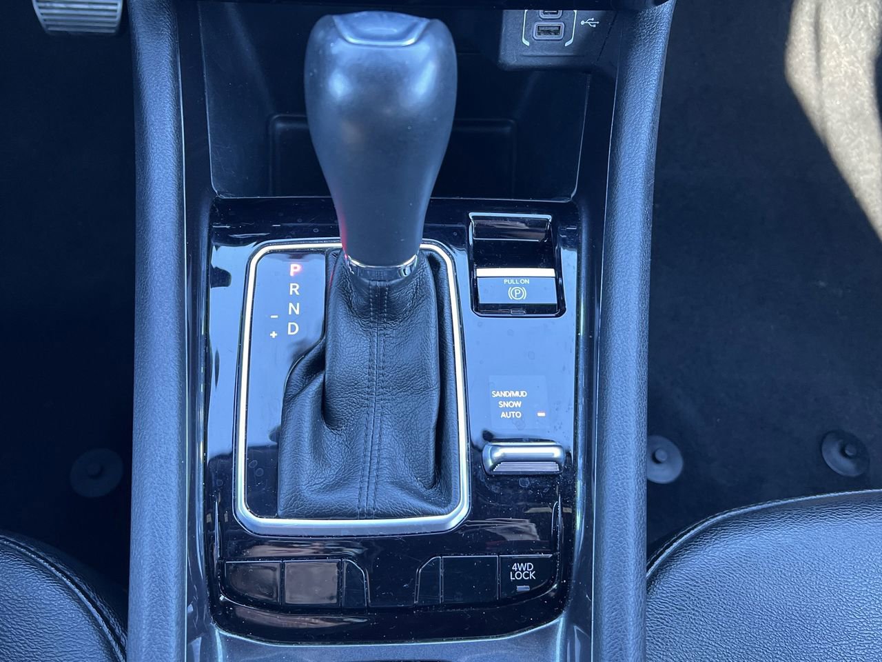 Used 2024 Jeep Compass Latitude image 8