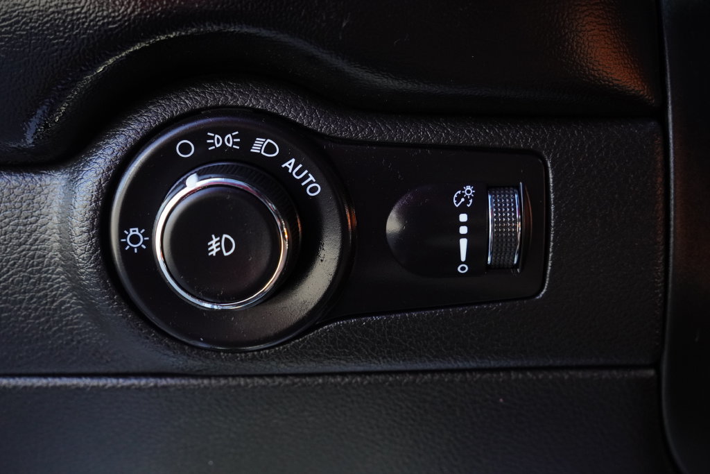 Used 2021 Dodge Durango GT RWD image 21