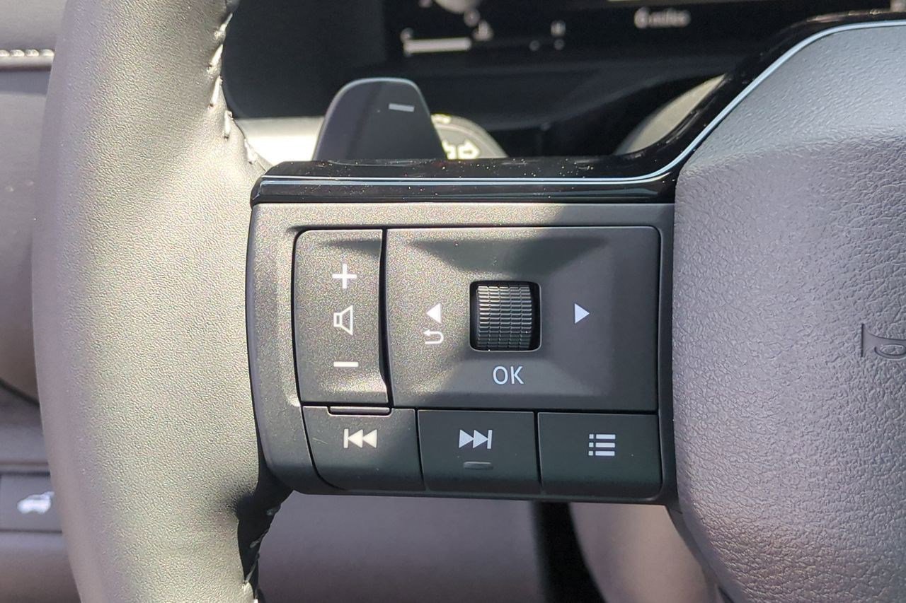 New 2026 Nissan Pathfinder SL w/ SL Premium Package AWD/4WD image 19