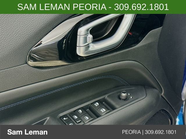 New 2026 Jeep Compass Latitude image 17