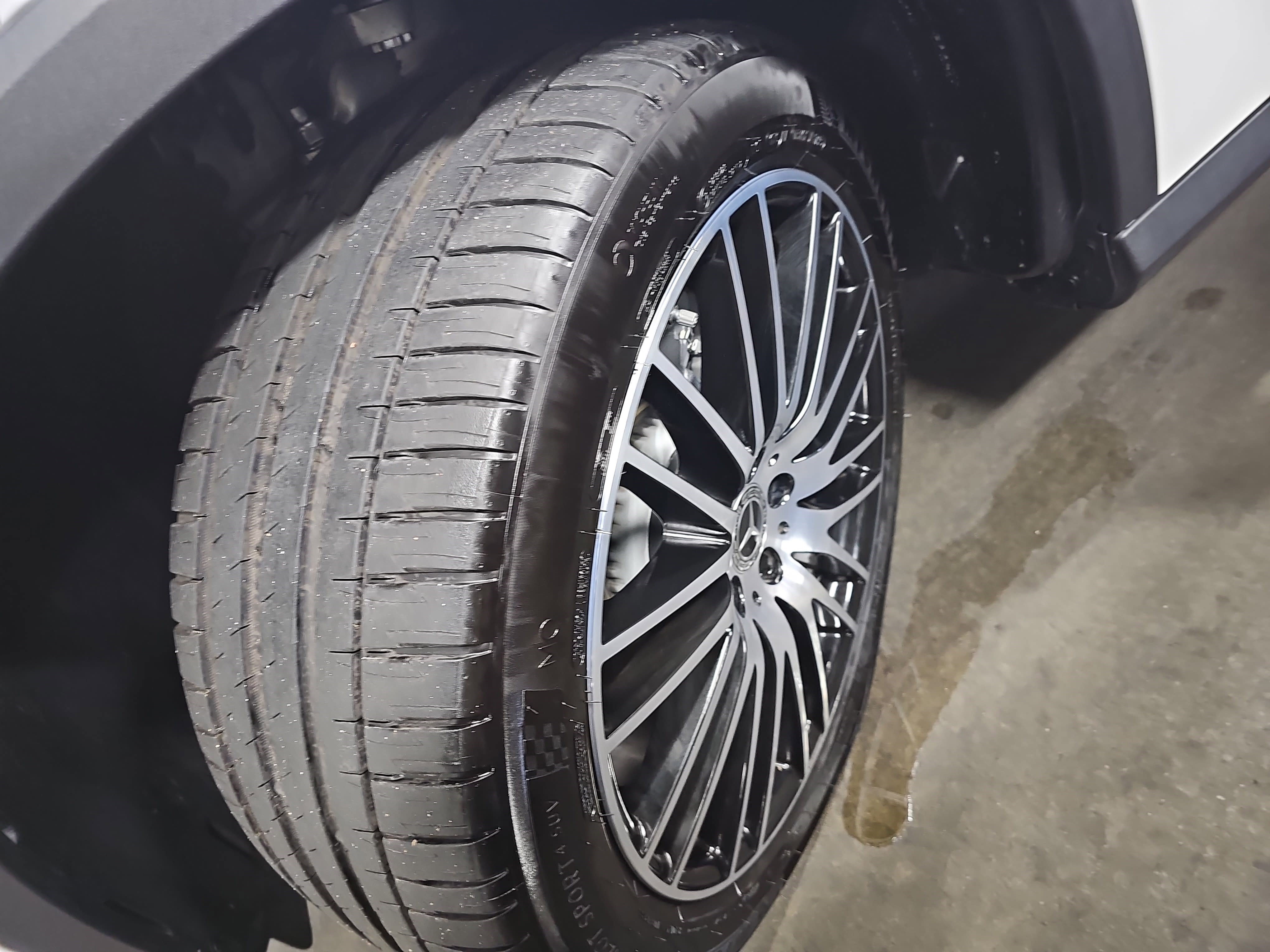 Used 2023 Mercedes-Benz GLC 300 image 35