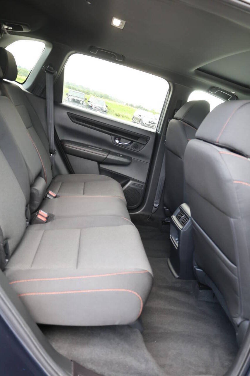 Used 2026 Honda CR-V TrailSport image 16