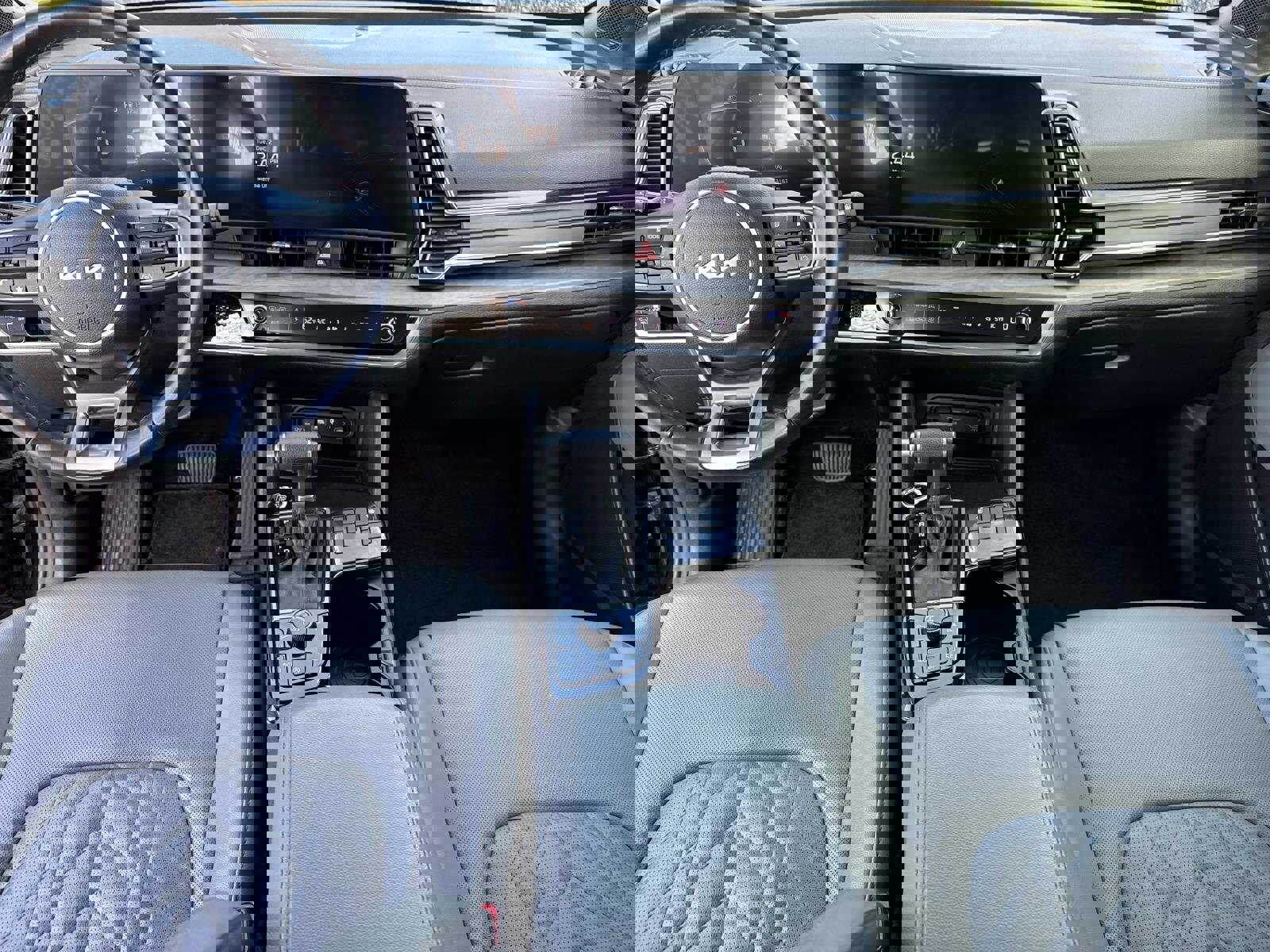 Used 2023 Kia Sportage X-Line w/ X-Line Premium Package image 15