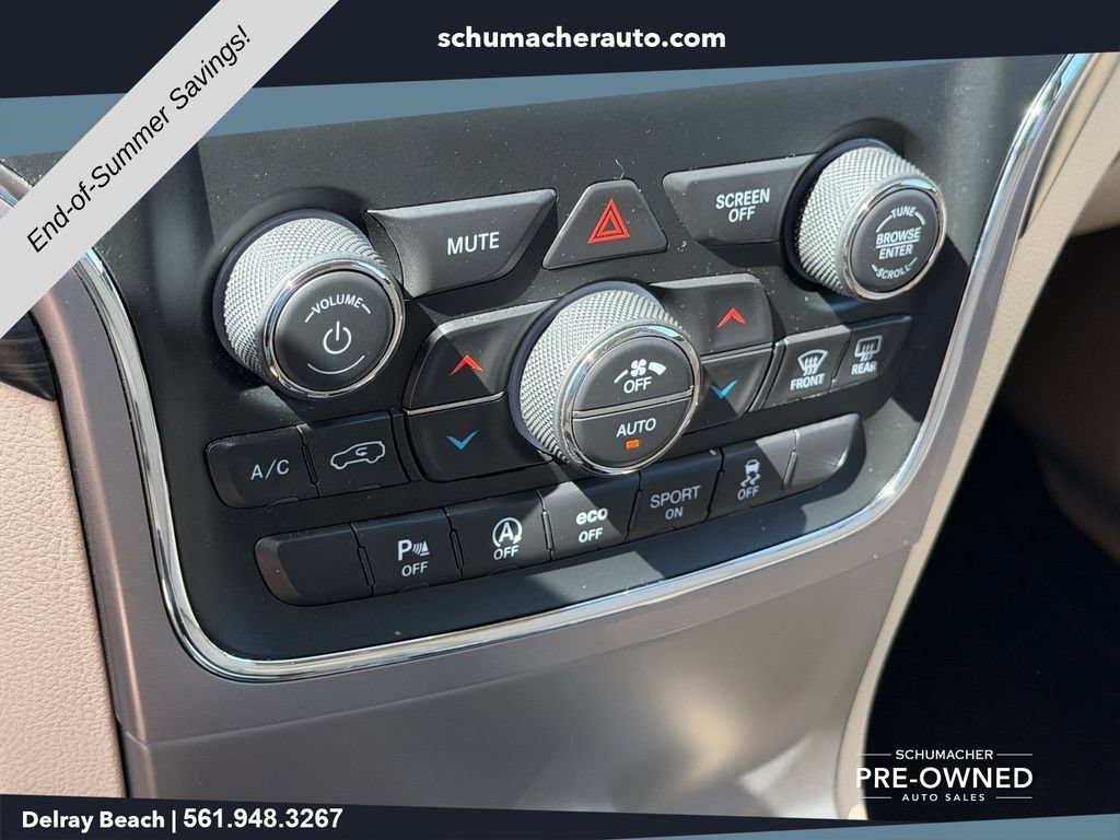 Used 2019 Jeep Grand Cherokee Laredo AWD/4WD image 21