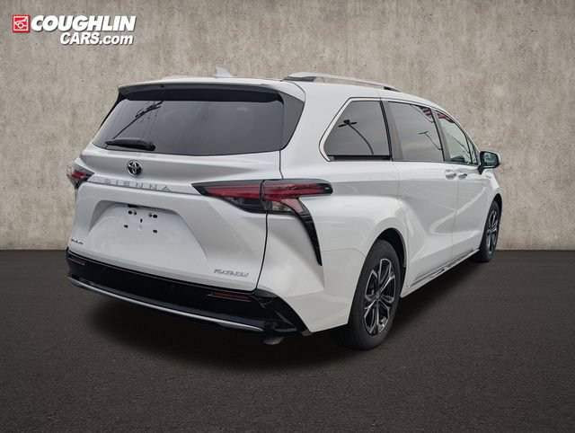 Used 2026 Toyota Sienna Platinum AWD/4WD image 7