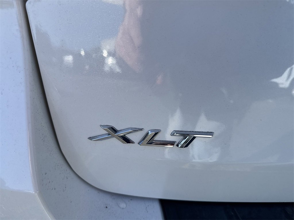 Used 2022 Ford Explorer XLT w/ Equipment Group 202A image 19