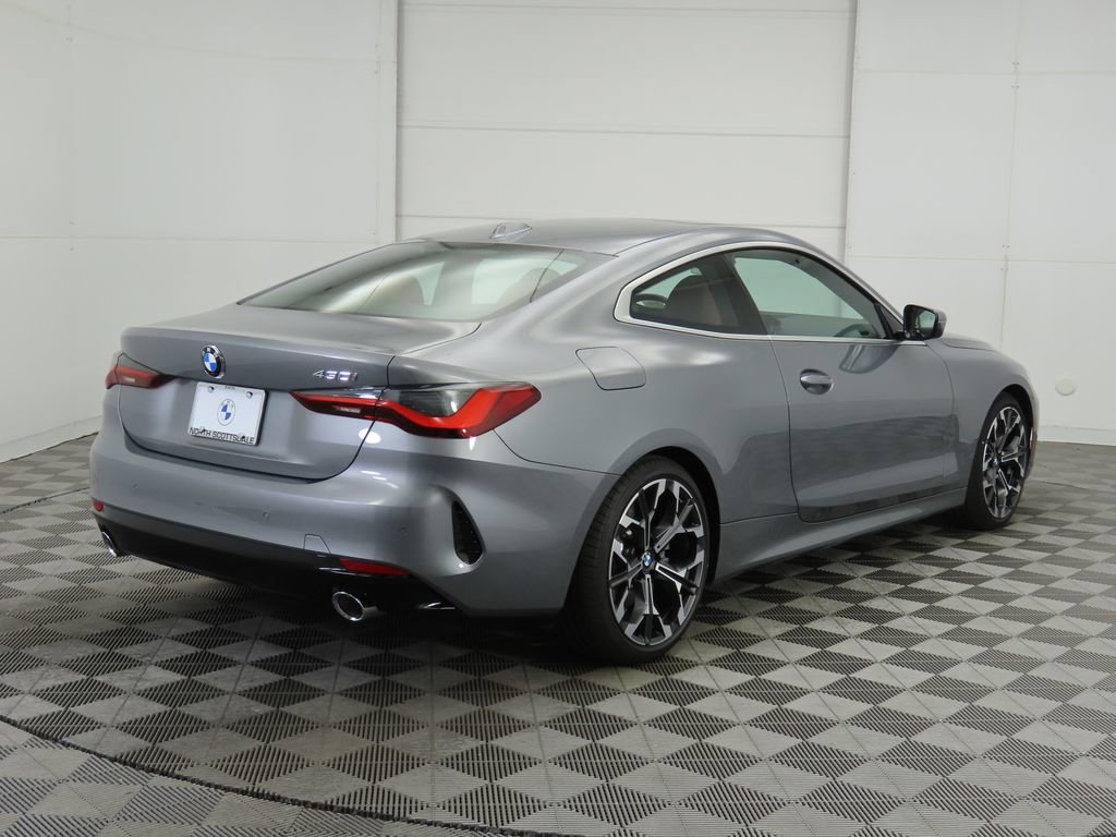 Certified 2025 BMW 430i Coupe w/ Premium Package image 5