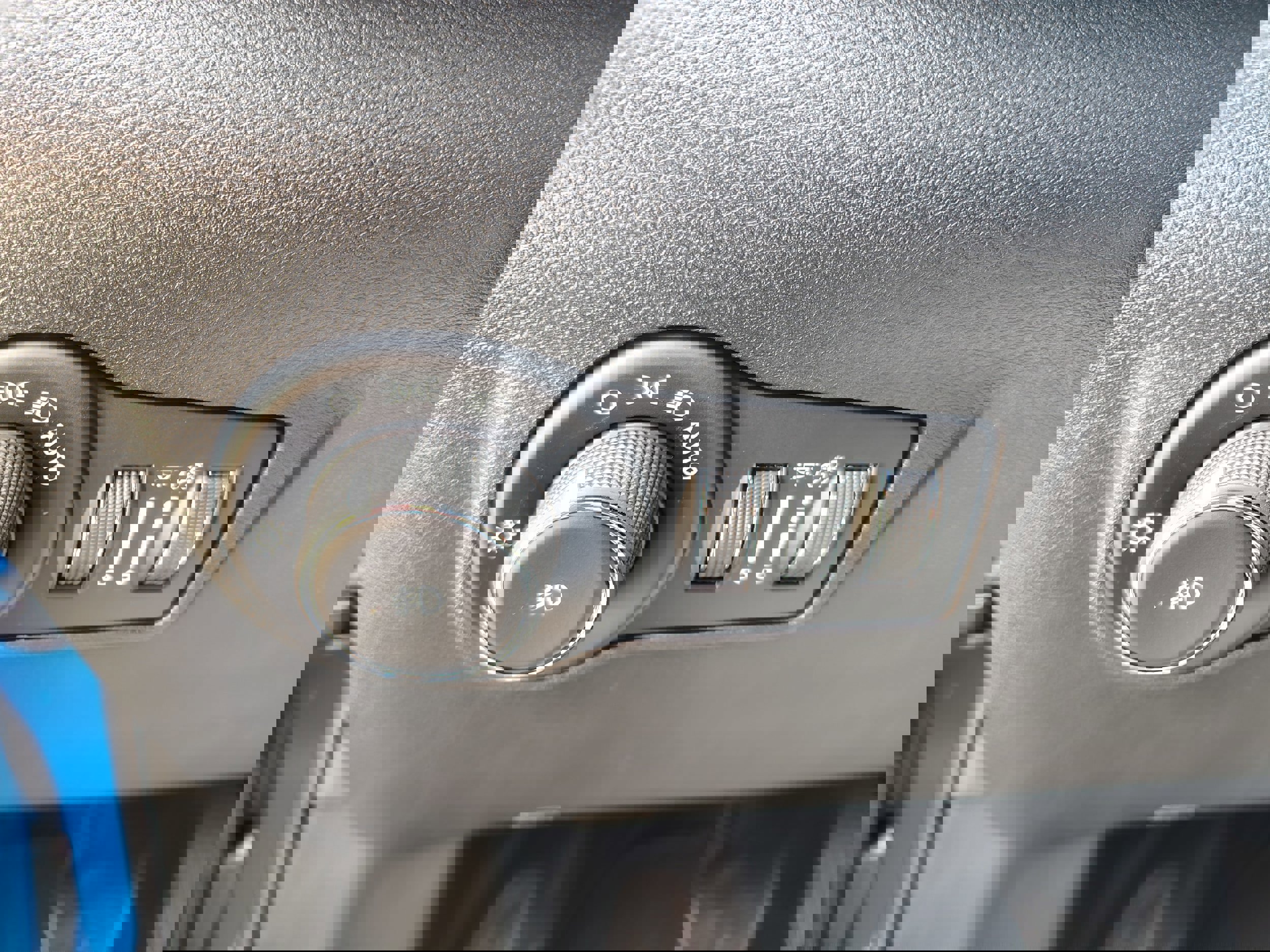 New 2026 Jeep Compass Limited image 24