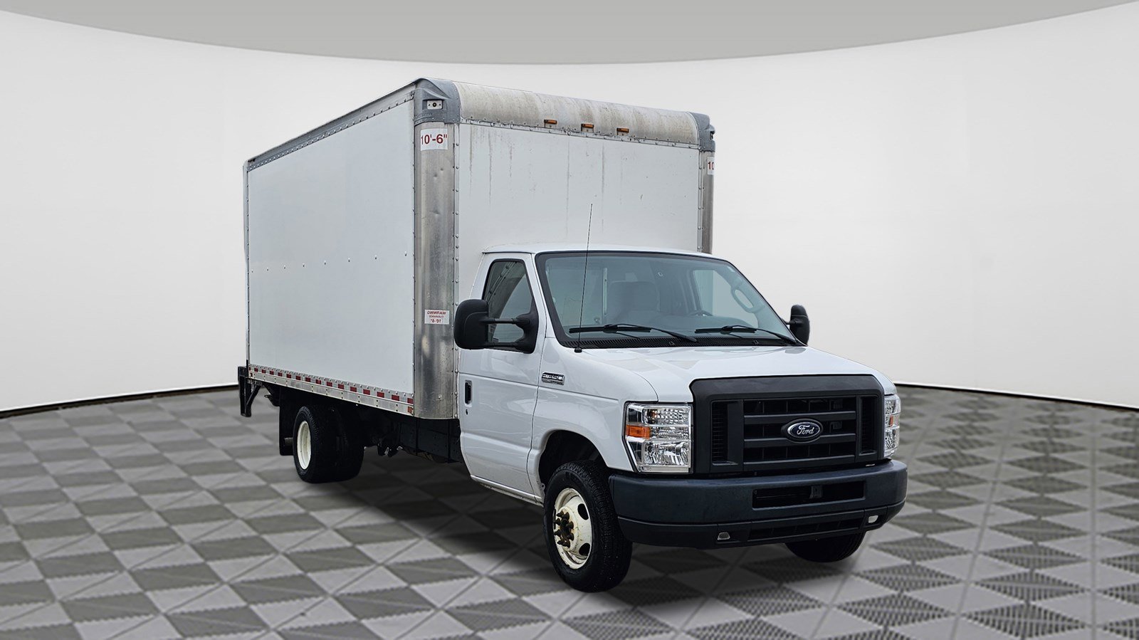 Used 2019 Ford E-350 and Econoline 350 Super Duty w/ Power Windows & Locks Group
