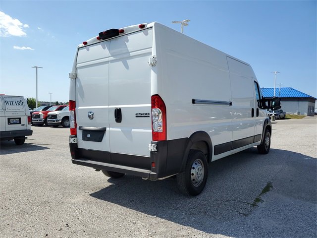 Used 2023 RAM ProMaster 2500 image 4