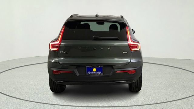 New 2026 Volvo XC40 B5 Core AWD/4WD image 6