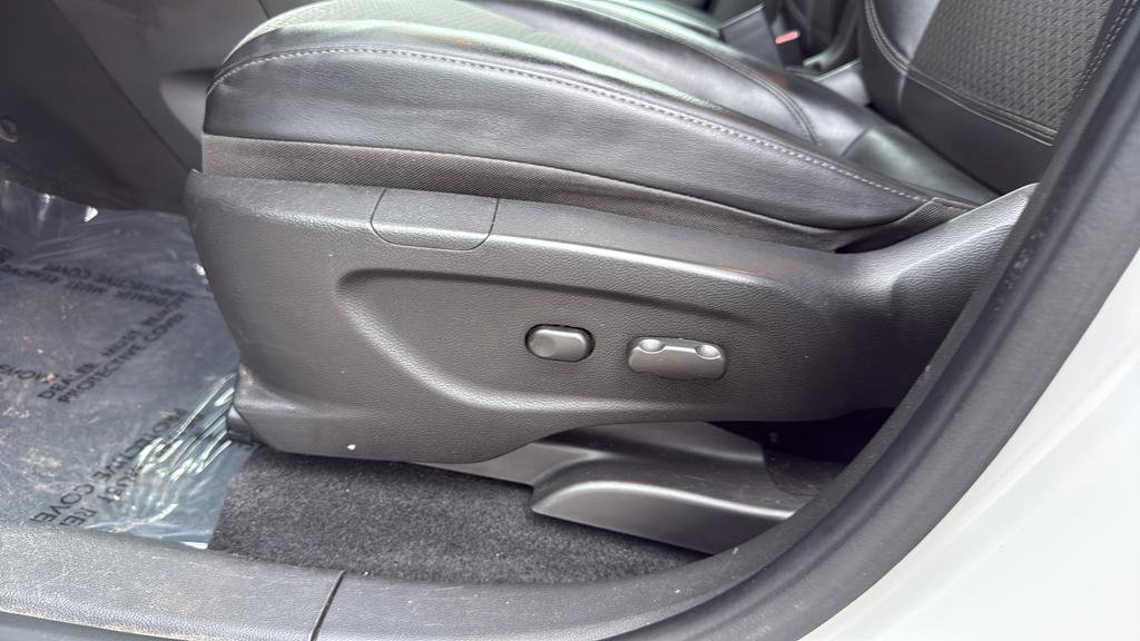 Used 2020 Buick Encore Preferred w/ Safety Package FWD image 15