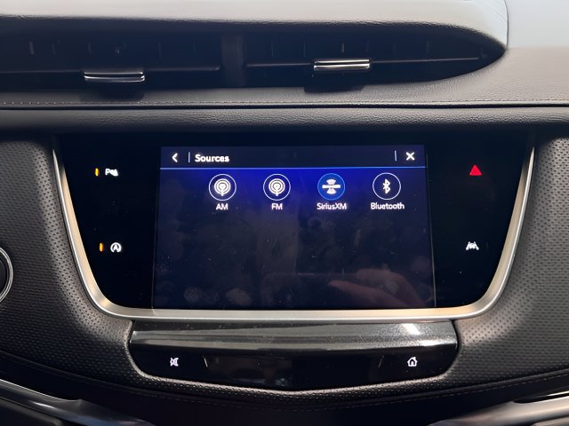 Certified 2024 Cadillac XT6 Luxury w/ LPO, Floor Liner Package AWD/4WD image 17
