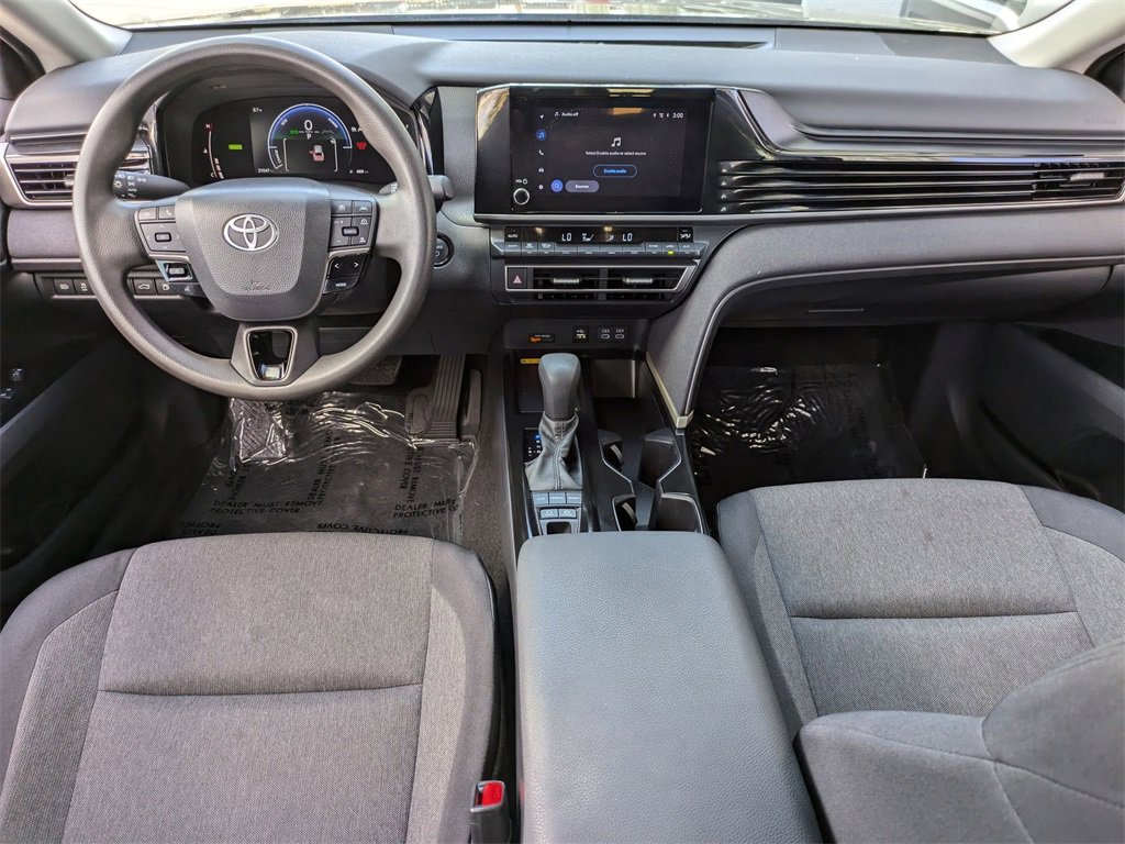 Used 2025 Toyota Camry LE image 25