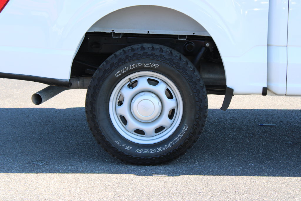 Used 2023 Ford F150 XL w/ FX4 Off-Road Package AWD/4WD image 12
