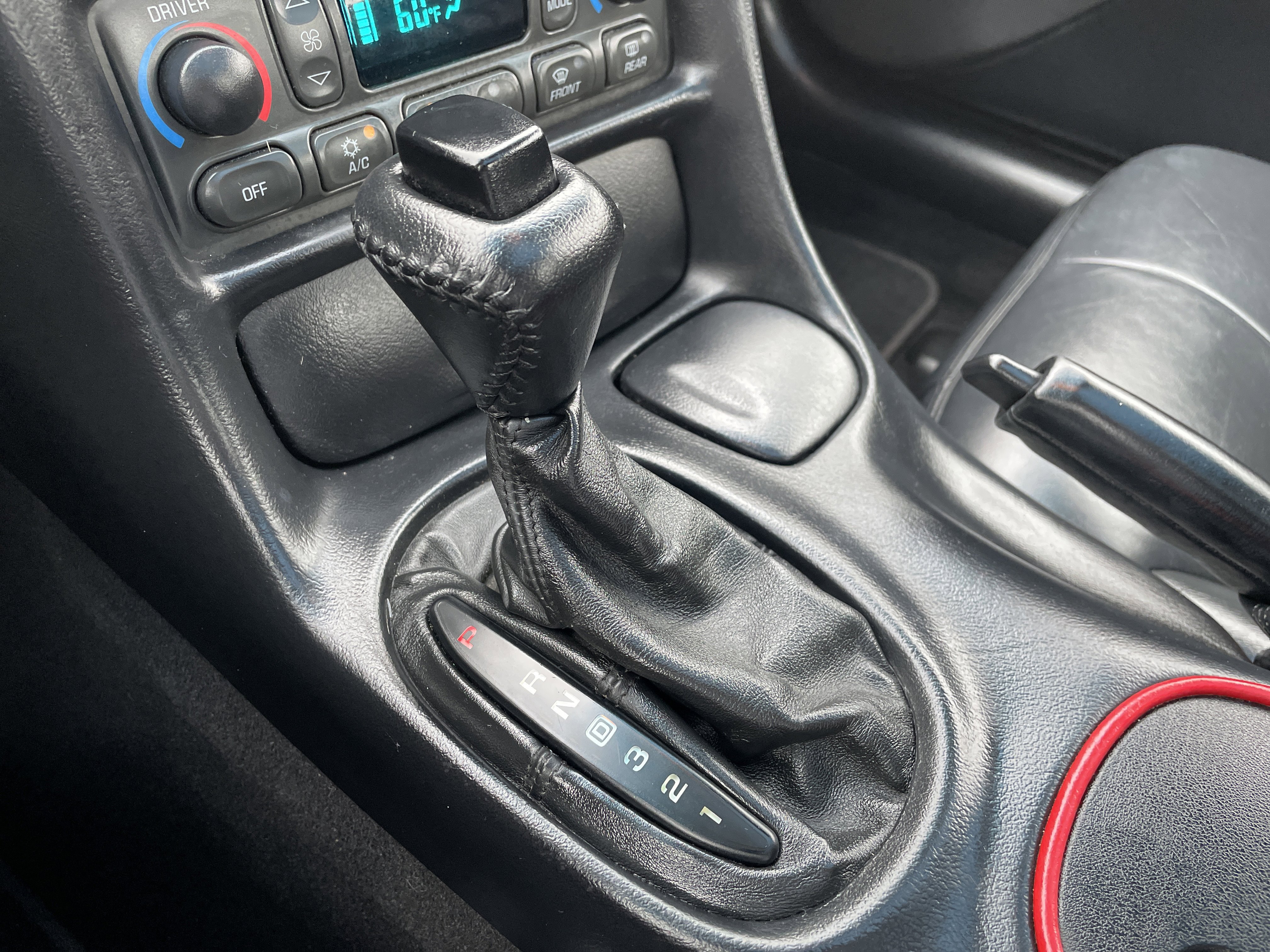 Used 1999 Chevrolet Corvette Coupe w/ Memory Pkg image 13