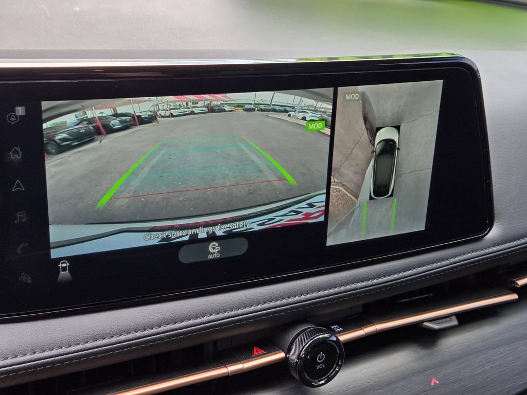 Used 2024 Nissan Ariya FWD image 33