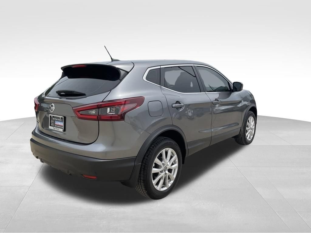 Used 2021 Nissan Rogue Sport S FWD image 5