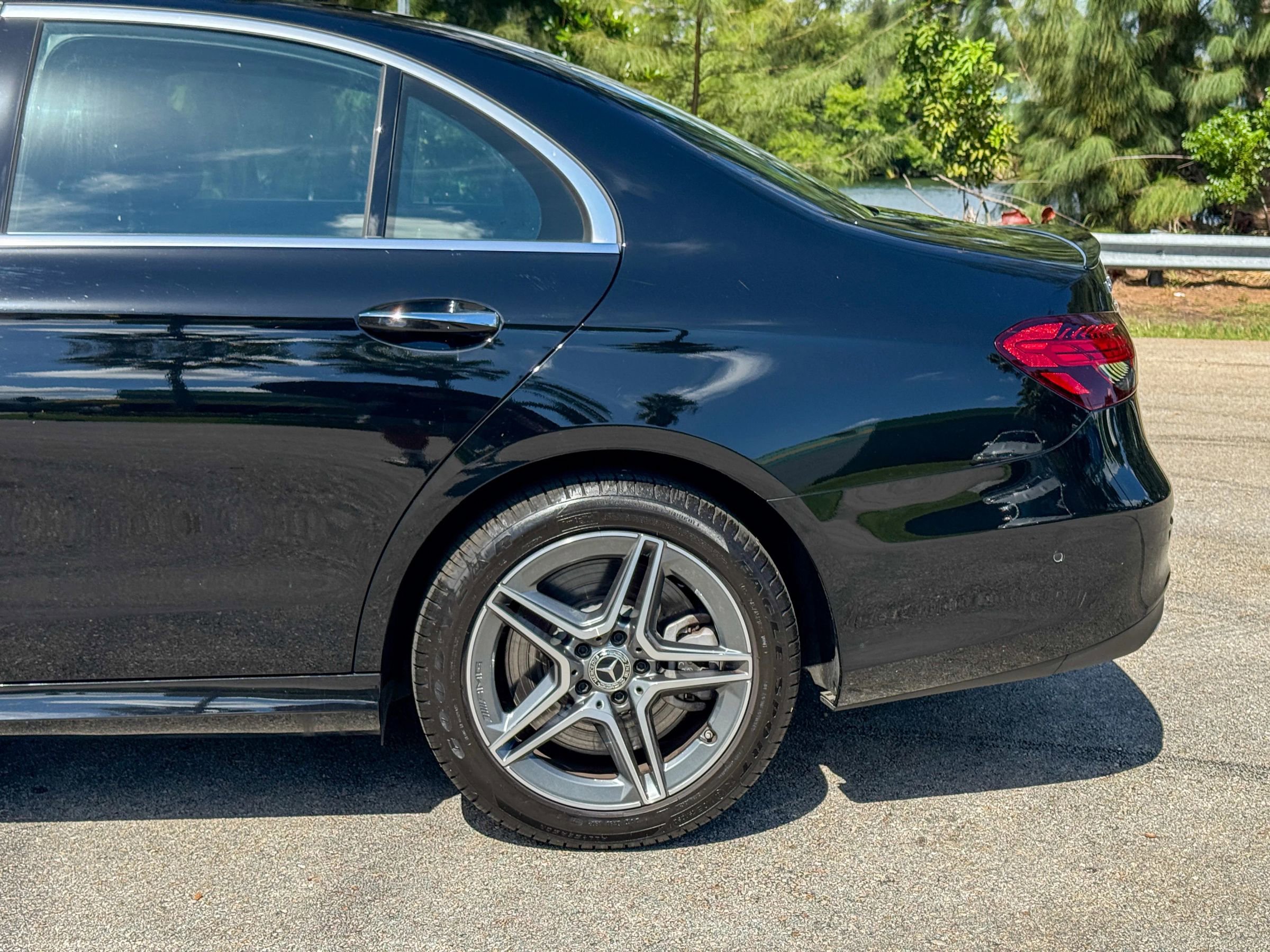 Used 2022 Mercedes-Benz E 450 4MATIC Sedan image 33