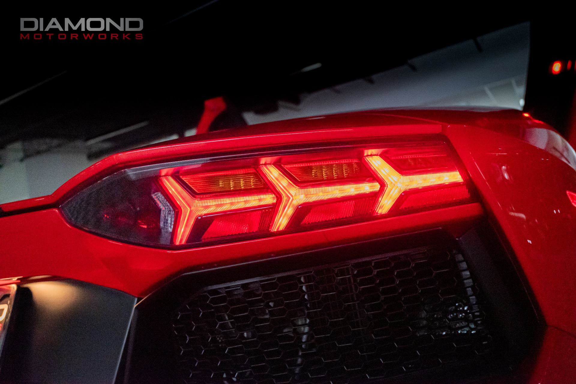 Used 2017 Lamborghini Aventador LP 700-4 image 45