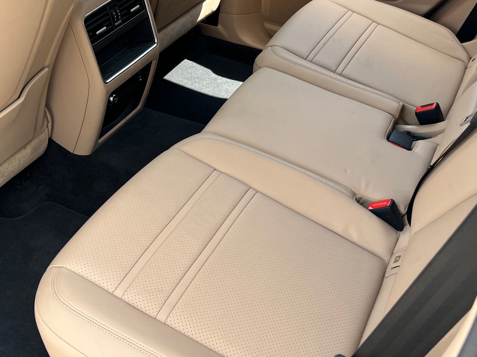 Certified 2023 Porsche Cayenne image 19