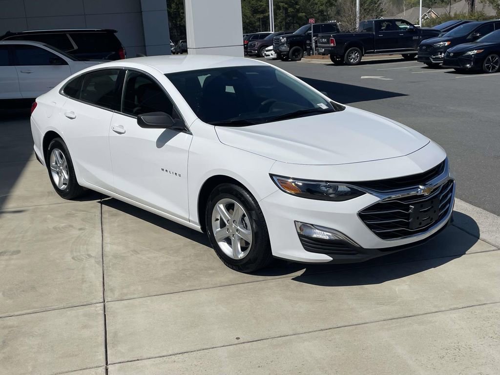 Used 2024 Chevrolet Malibu LS image 4