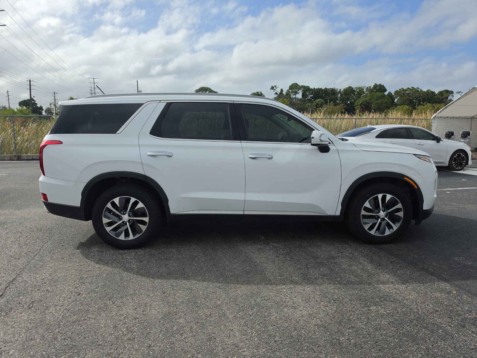 Used 2020 Hyundai Palisade SEL FWD image 3