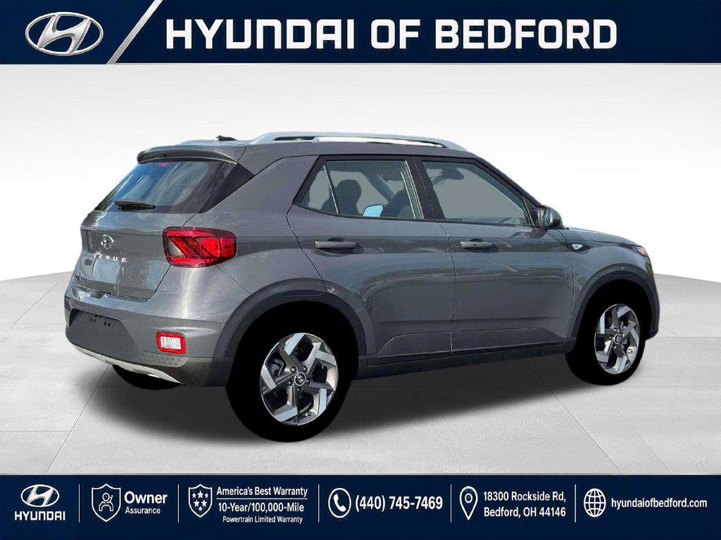New 2026 Hyundai Venue SEL FWD image 14