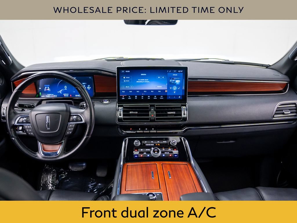 Used 2024 Lincoln Navigator Reserve AWD/4WD image 9