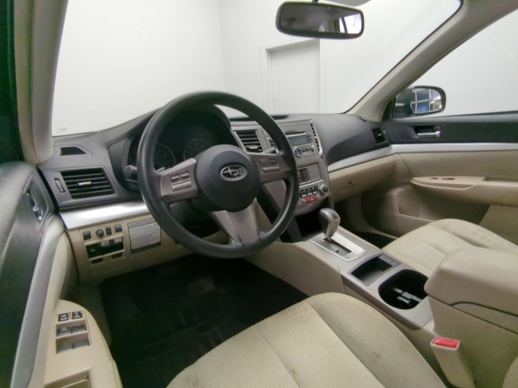 Used 2011 Subaru Outback 2.5i AWD/4WD image 20