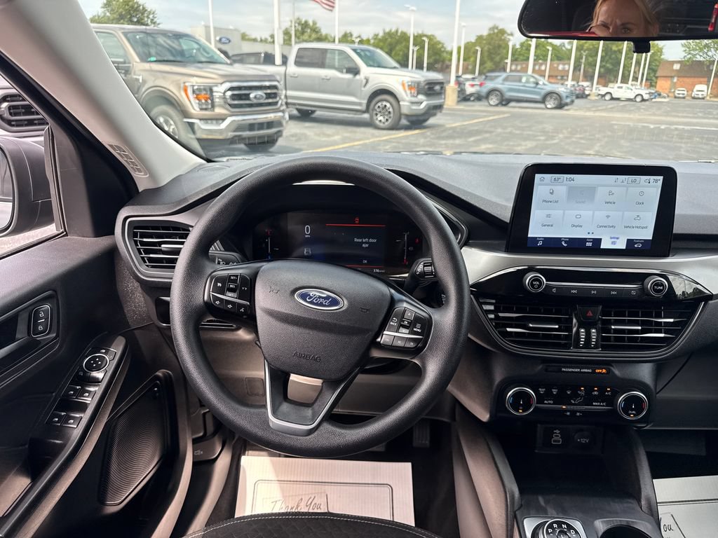 Used 2025 Ford Escape Active FWD image 17