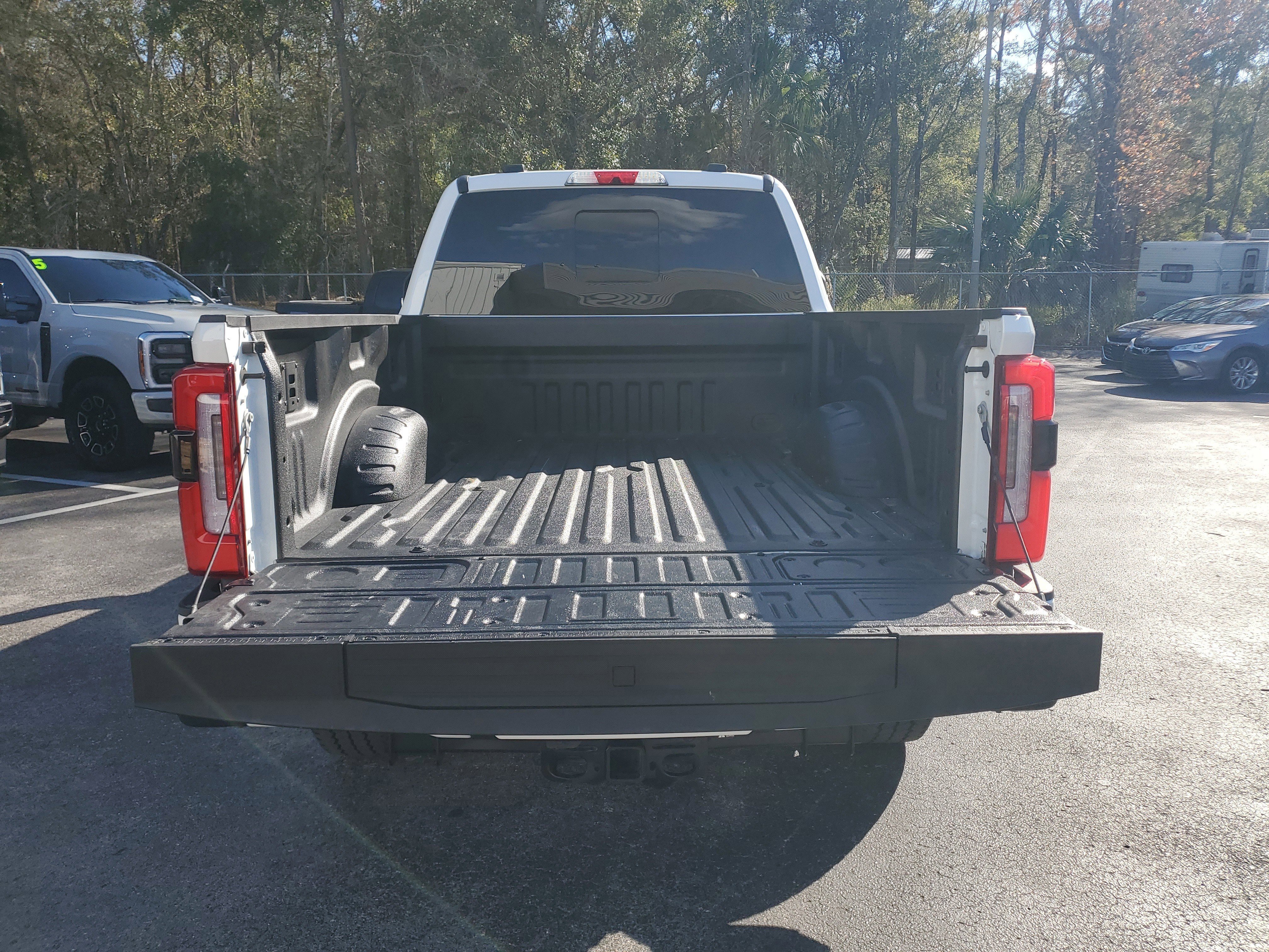 Used 2025 Ford F250 Platinum image 26