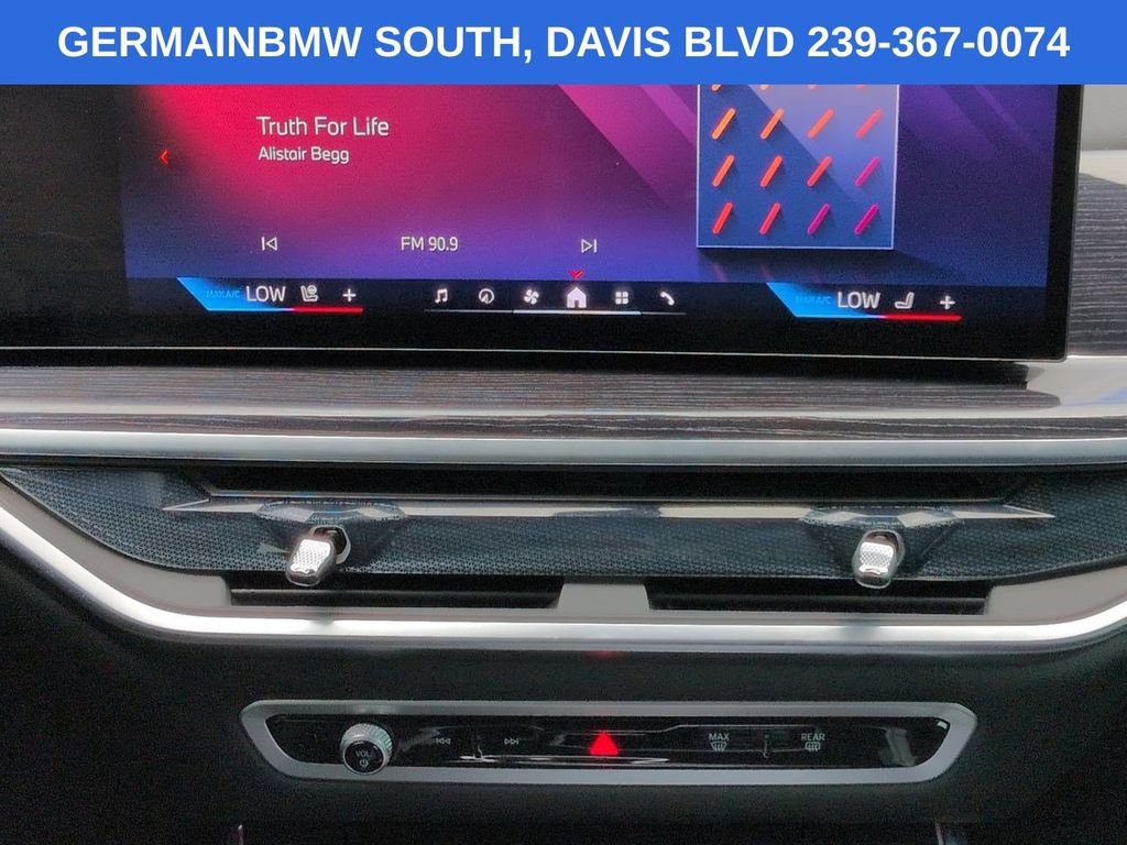 Used 2025 BMW X5 xDrive40i w/ M Sport Package AWD/4WD image 20