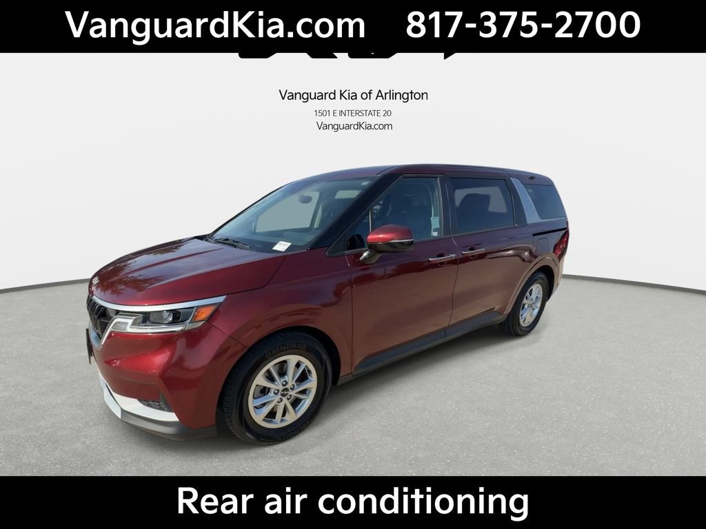 Certified 2023 Kia Carnival LX FWD image 4