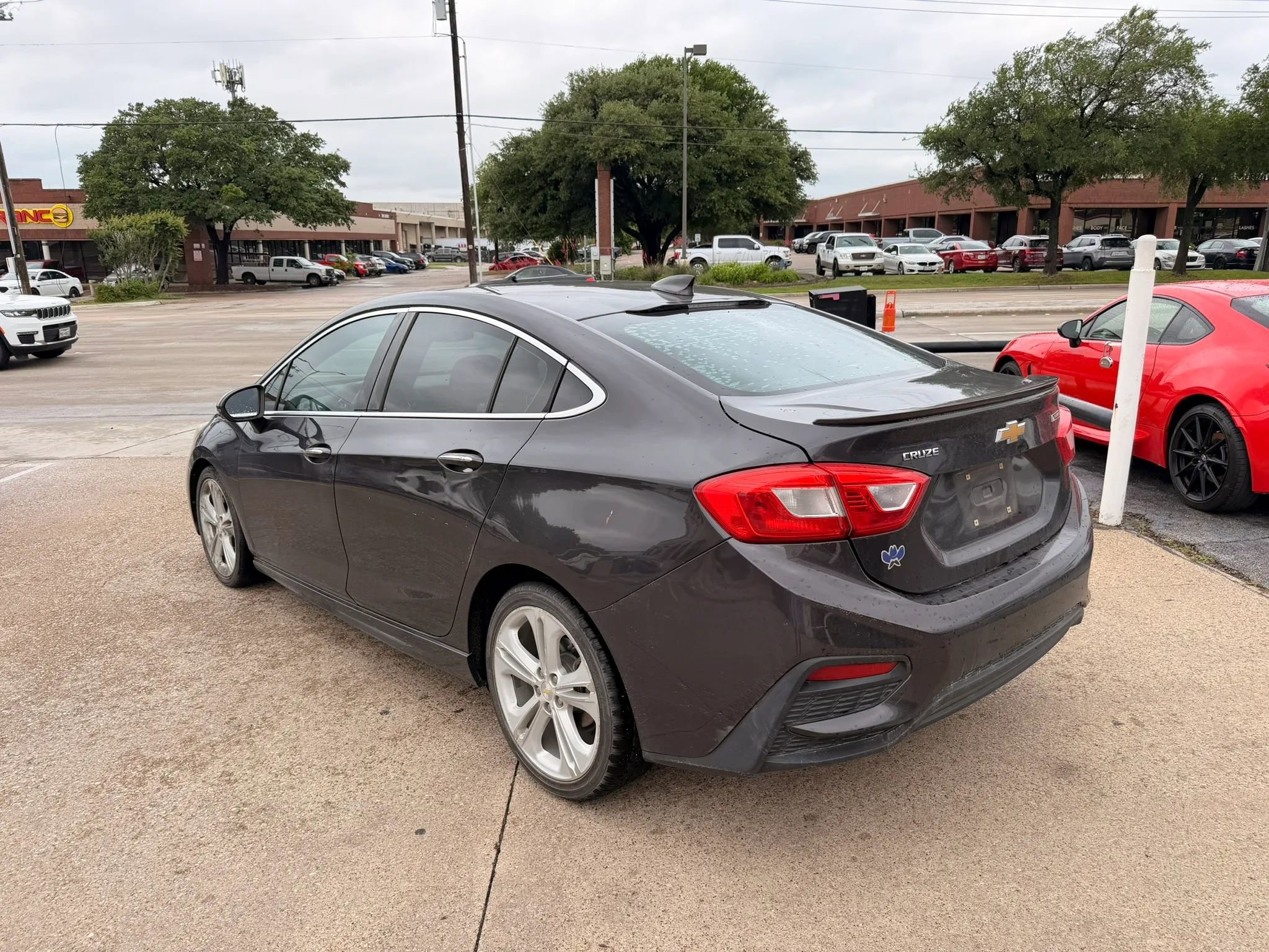 Used 2016 Chevrolet Cruze Premier FWD image 3