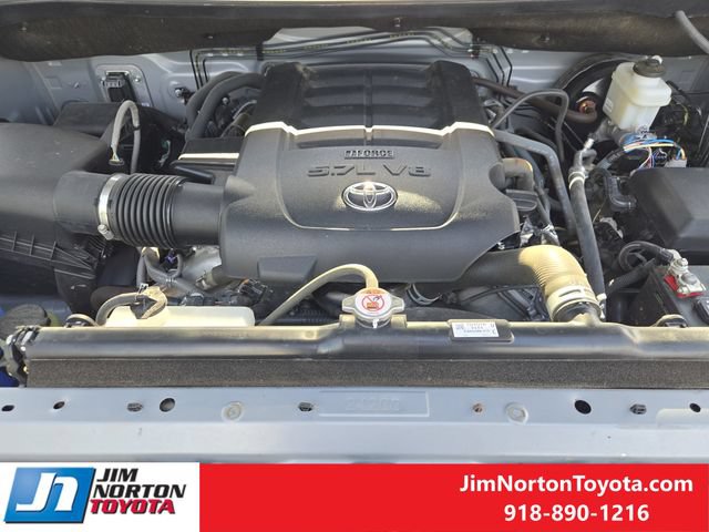 Used 2020 Toyota Tundra Limited w/ Limited Premium Package AWD/4WD image 32