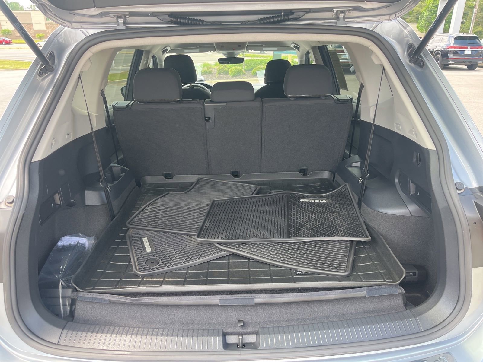 Certified 2024 Volkswagen Tiguan S FWD image 30