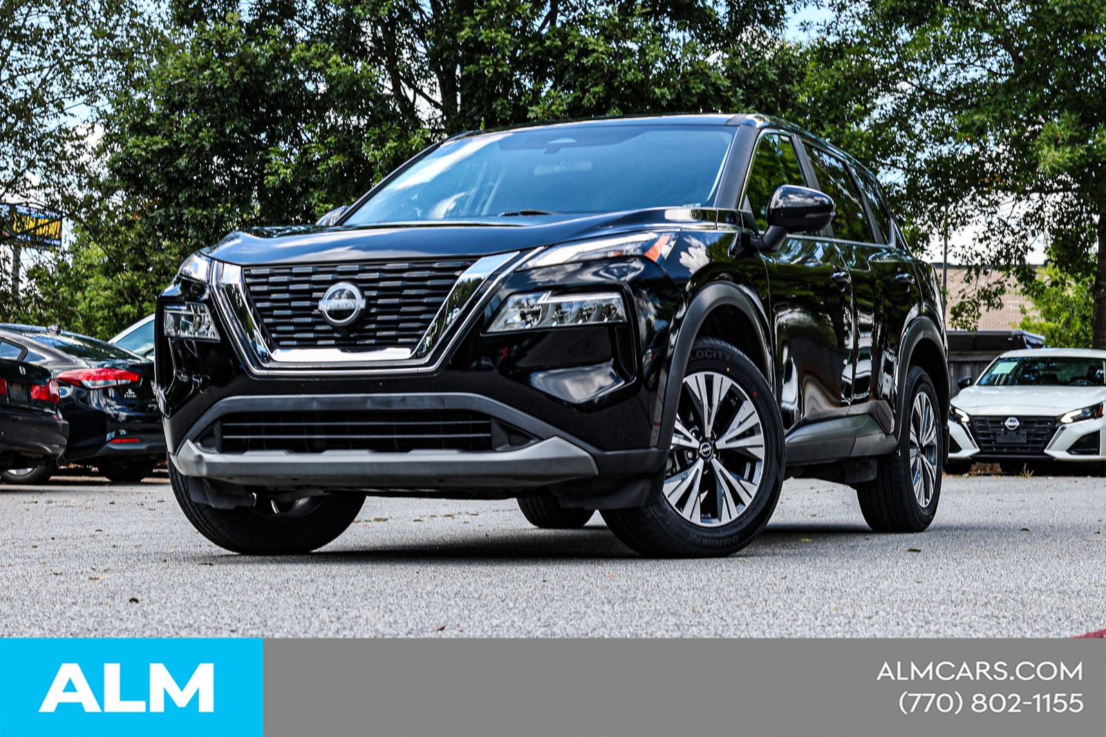 Used 2023 Nissan Rogue SV FWD image 2