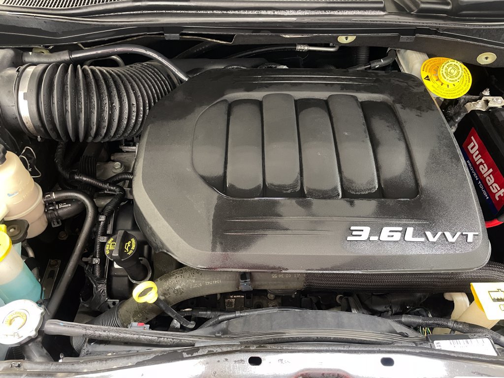 Used 2018 Dodge Grand Caravan SE FWD image 43