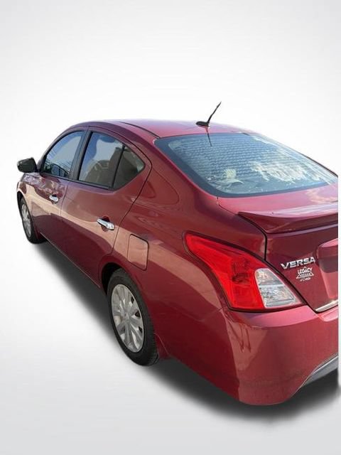 Used 2015 Nissan Versa SV w/ SV Tech Package FWD image 8