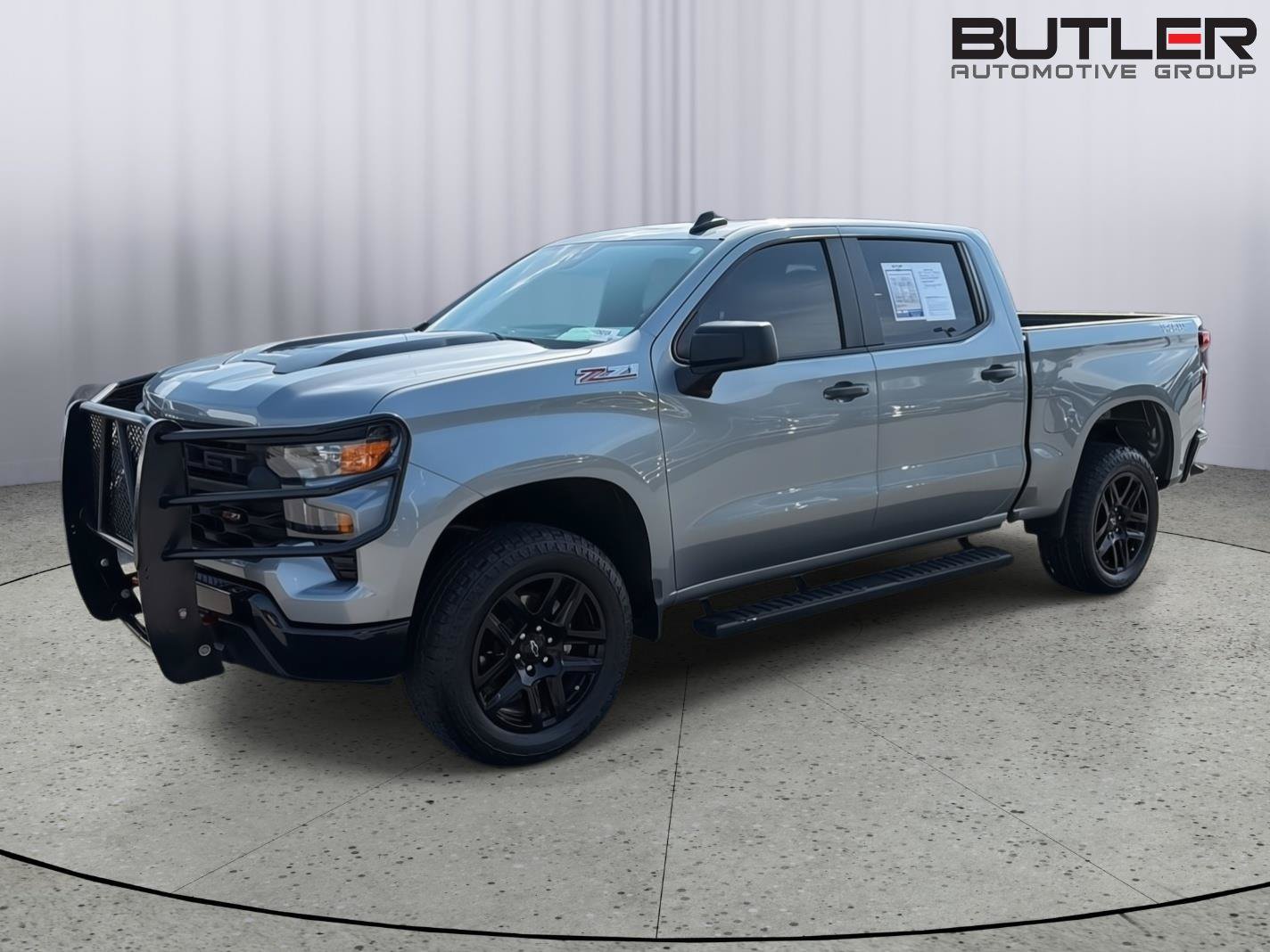 Used 2024 Chevrolet Silverado 1500 Custom Trail Boss AWD/4WD image 1