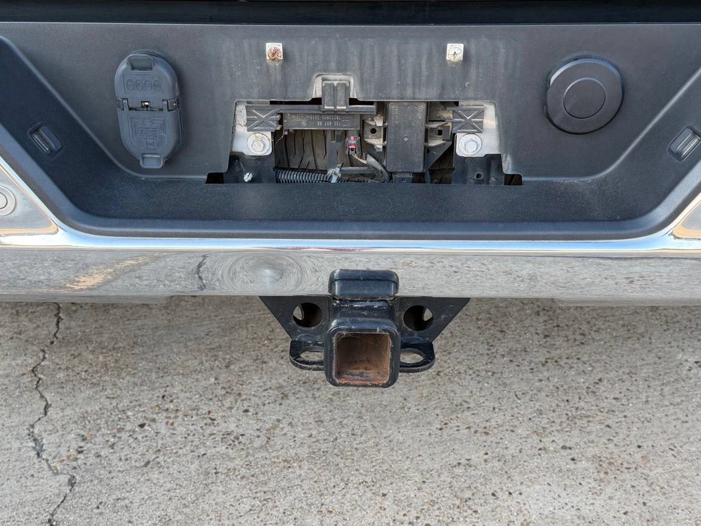 Used 2022 Chevrolet Silverado 1500 LTZ w/ LTZ Convenience Package II AWD/4WD image 39