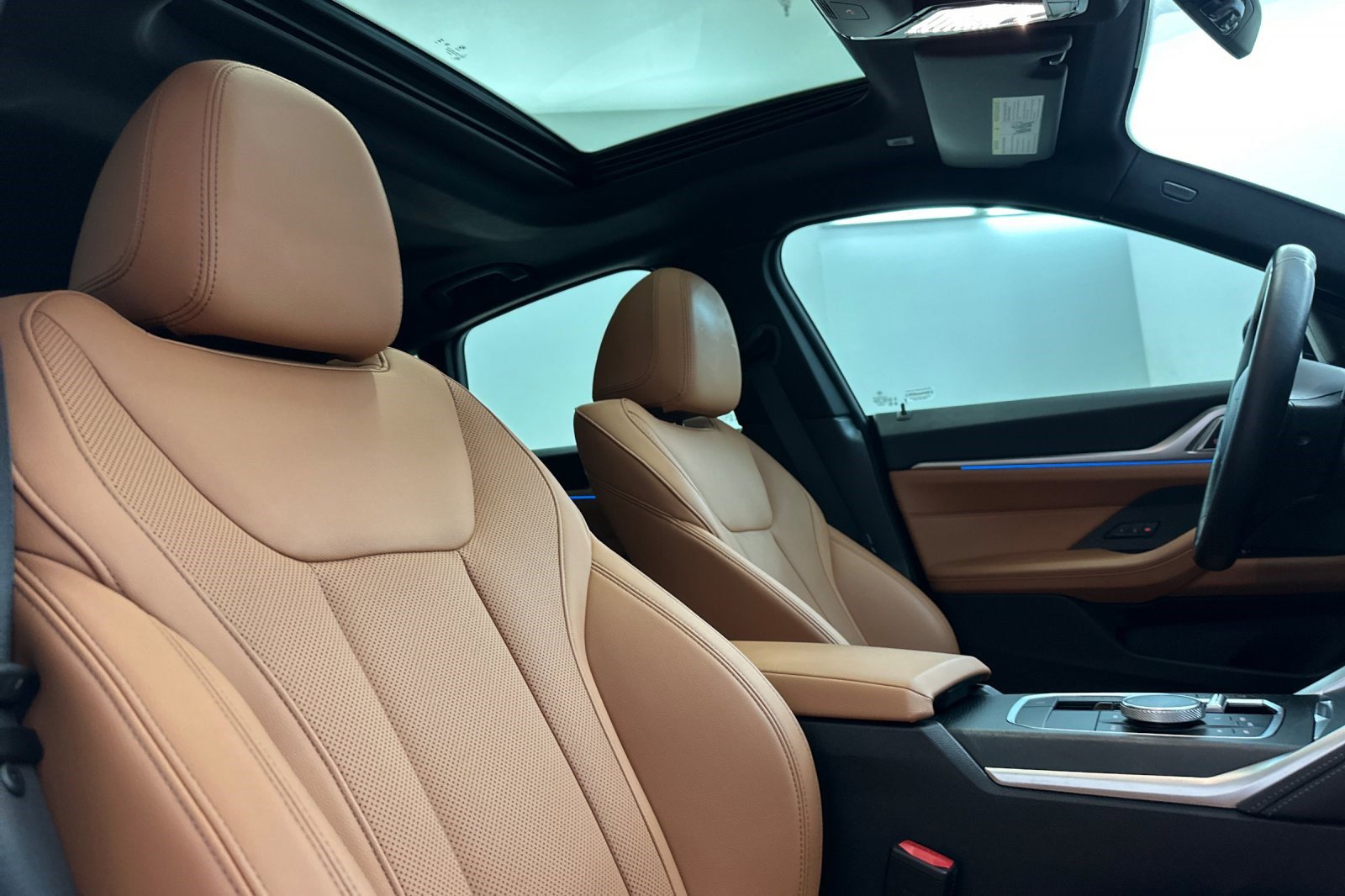 Certified 2024 BMW i4 eDrive35 w/ M Sport Package image 31