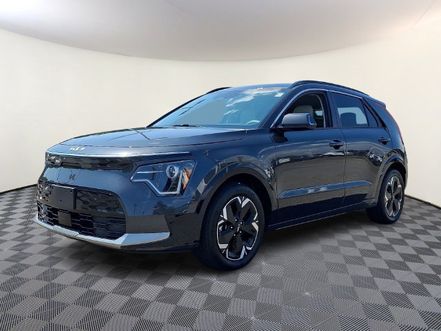 Used 2023 Kia Niro Wind w/ Wind Preserve Package FWD image 3
