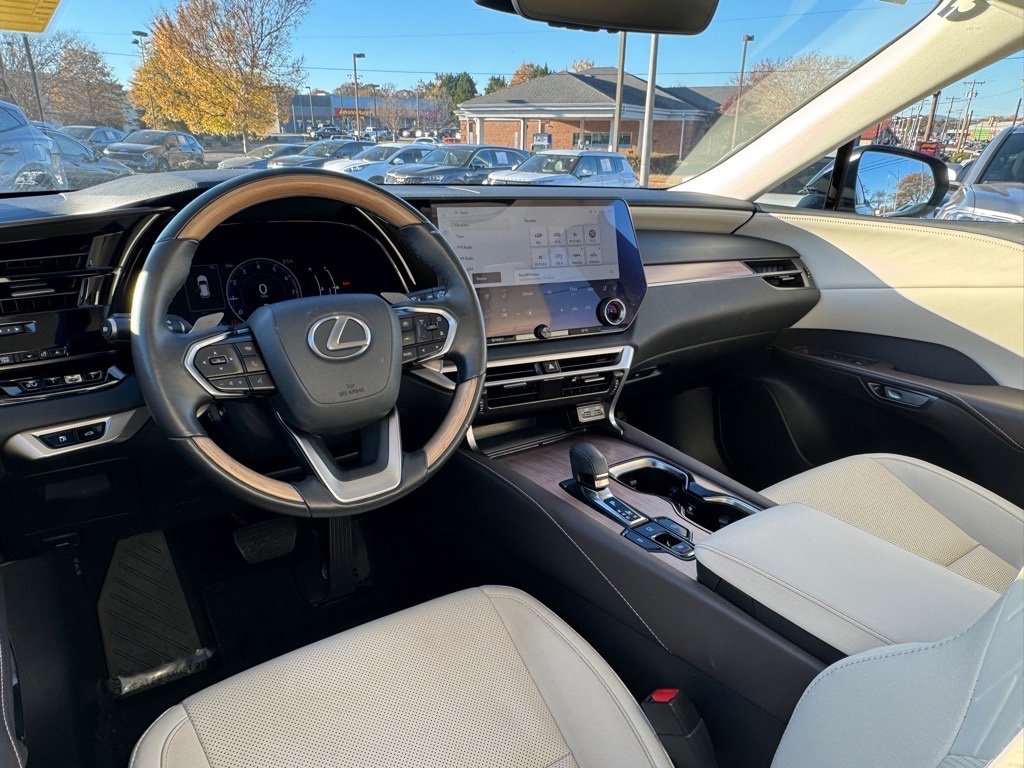 Used 2023 Lexus RX 350 Premium image 14