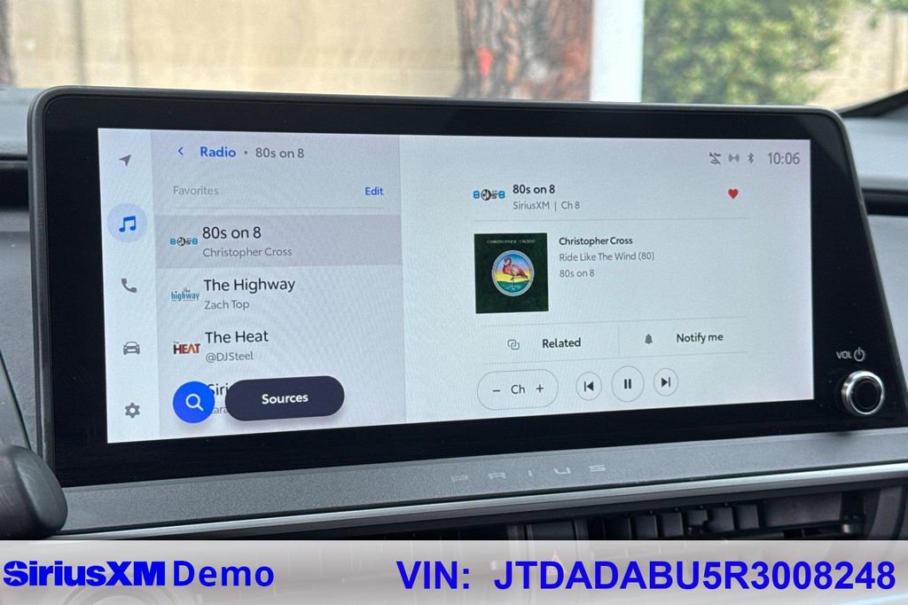Used 2024 Toyota Prius Limited image 27