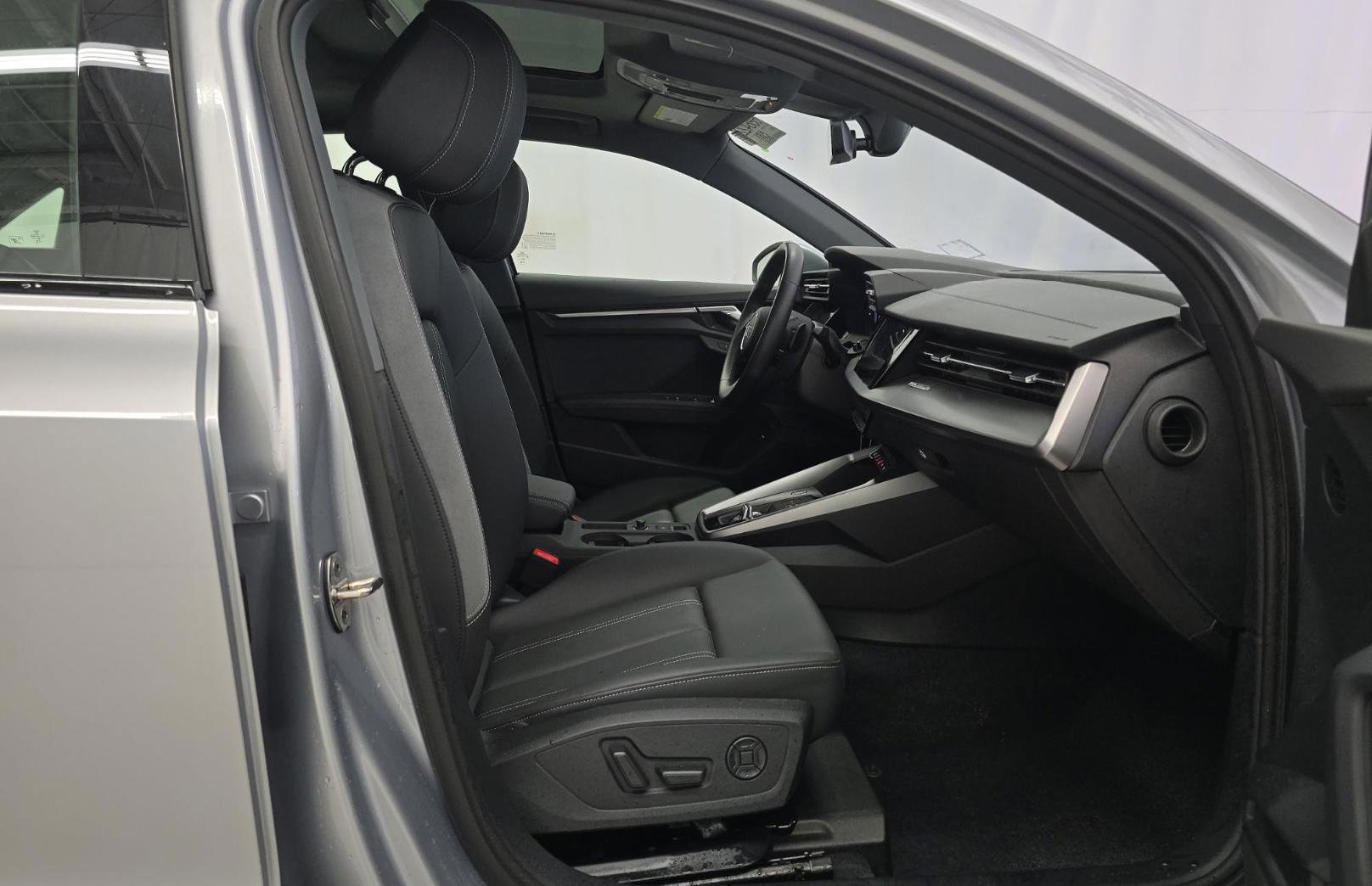 Used 2023 Audi A3 2.0T Premium w/ Convenience Package FWD image 10